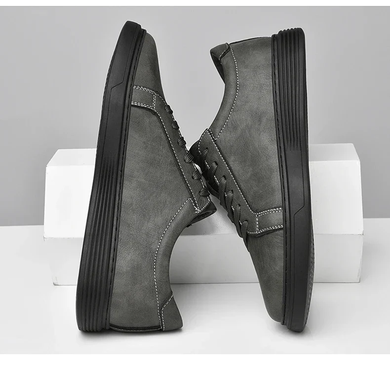 Digby | Men’s Classic Summer Trainers with Contrast Stitching - Image 6