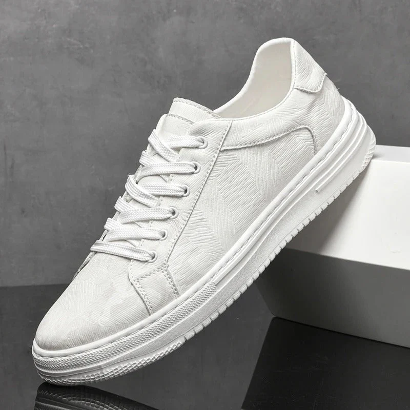 Finn | Classic Low-Top Men's Trainers with Lace-Up Front - Image 10