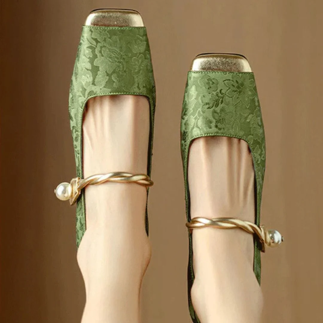 Florence | Women’s Elegant Heels with Gold Toe Cap - Image 3