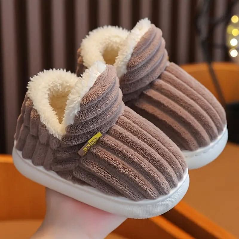 Unisex In House Thermal Slippers - Image 12